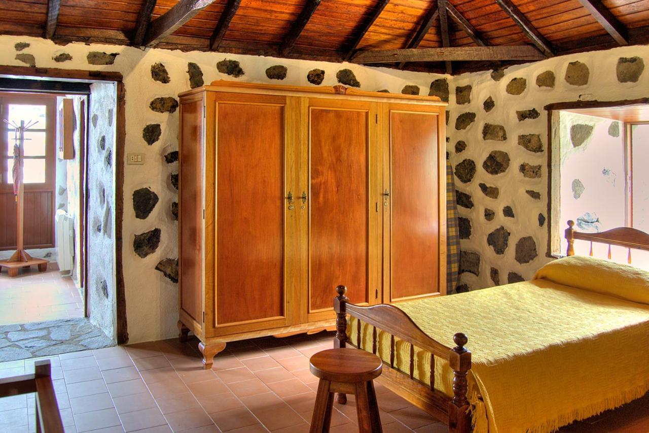 إيكود ذي لوس فينوس Holidaynorthtenerife Casa Rural Montiel الغرفة الصورة